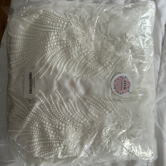 Brand New- Pearled skirt flower girl dress with bow and train. - Picture 7 of 8